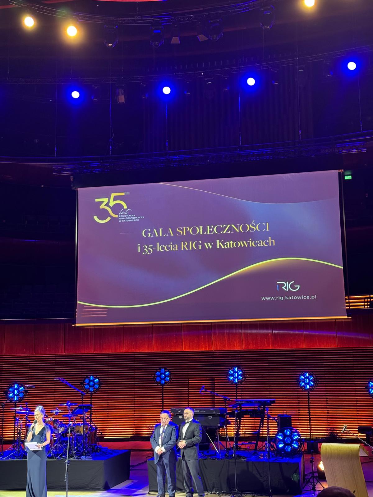 Uroczysta Gala Społeczności Regionalnej Izby Gospodarczej, zorganizowana w prestiżowej sali koncertowej Narodowej Orkiestry Symfonicznej Polskiego Radia w Katowicach.