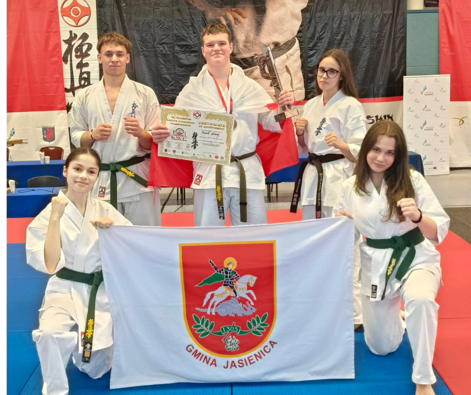 Drużyna Karate podczas Mistrzostw w Niemczech.