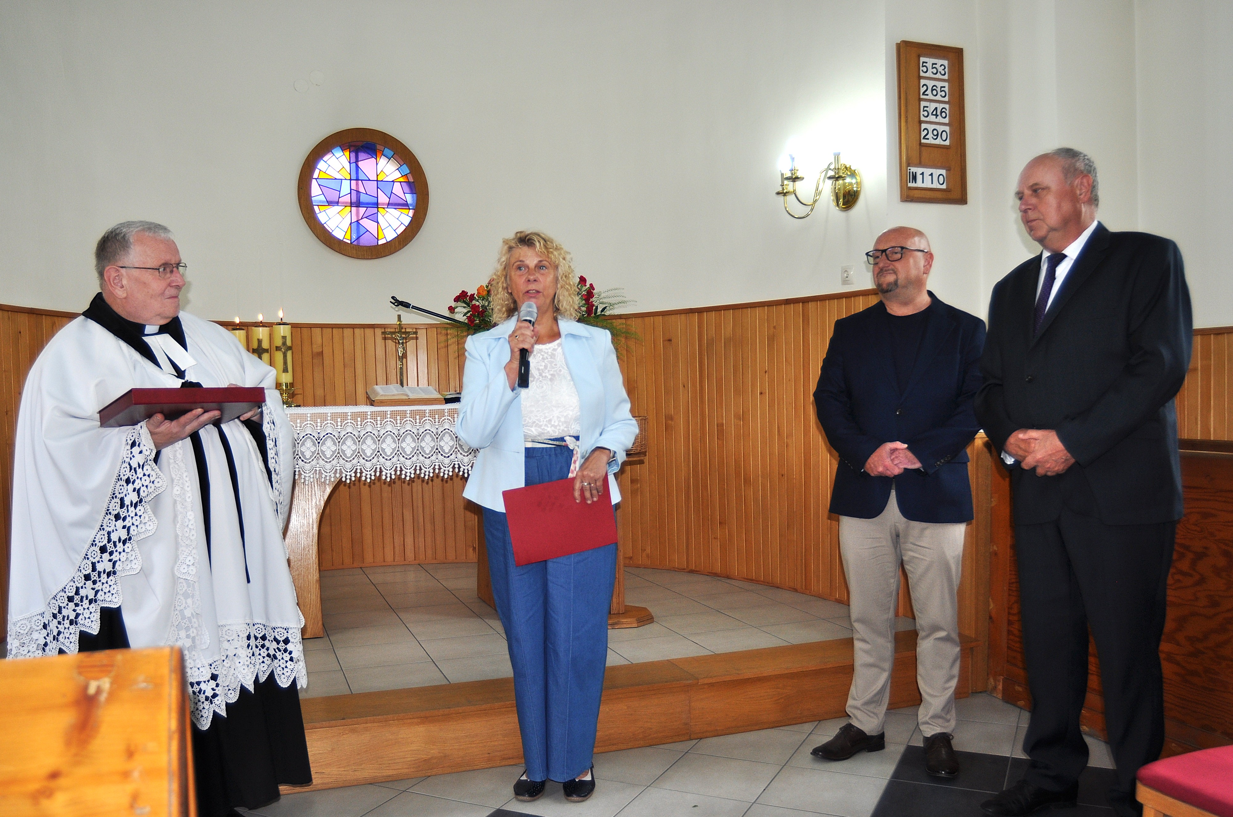 Sołtys Świętoszówki przemawia. 