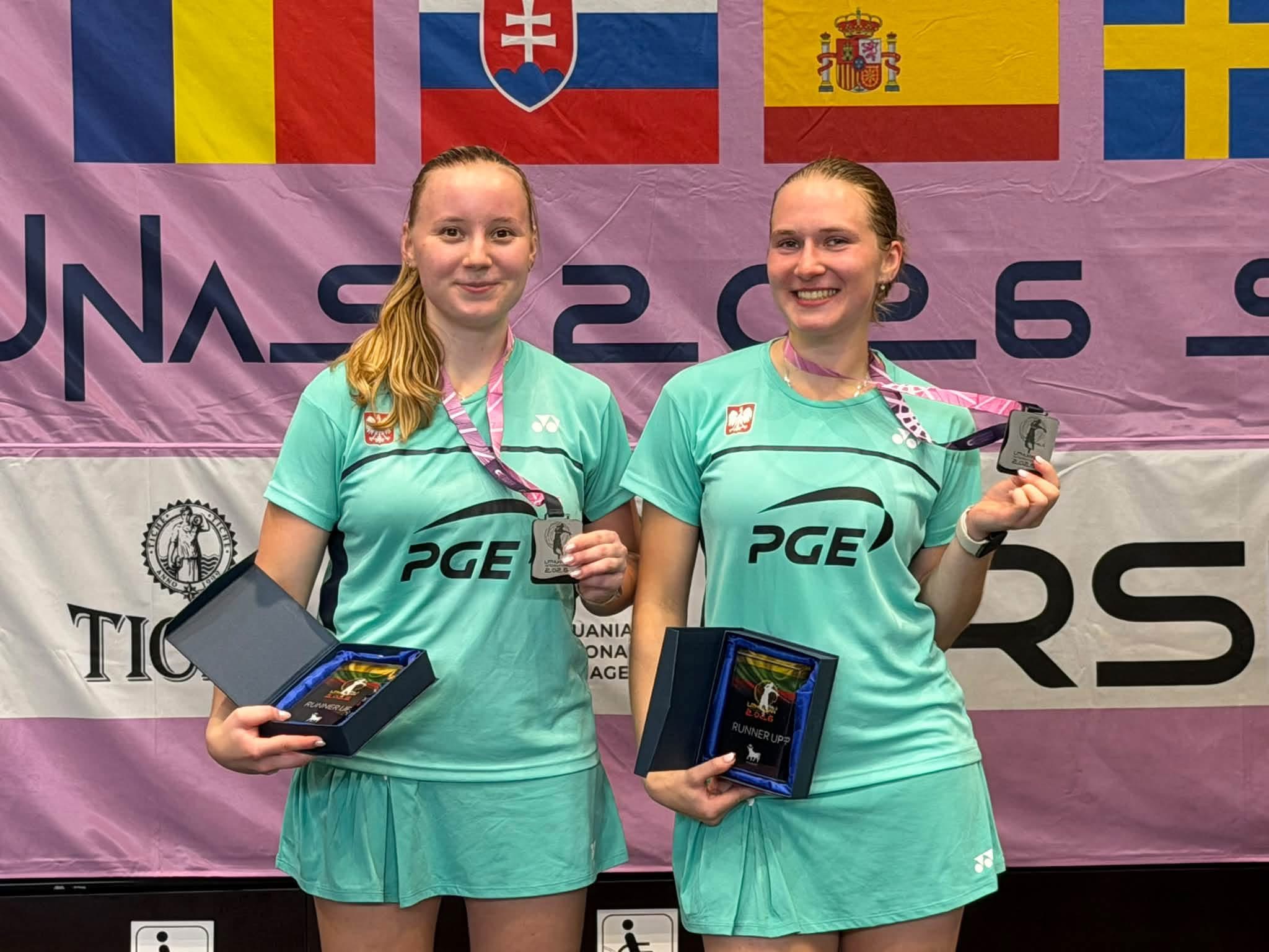 Julia Piwowar z medalem.