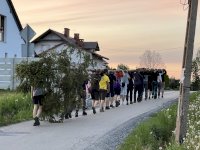 Stawianie Moja w Jasienicy – wyjątkowa tradycja pielęgnowana w kilku krajach